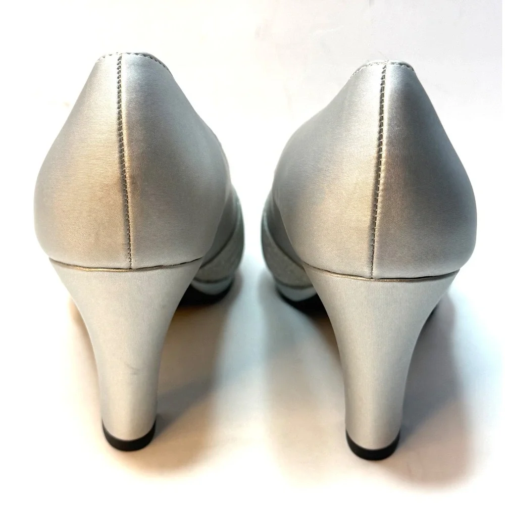 Easy Street Women's Lavish Platform Pumps Silver Satin Glitter Size 9M NWT/BOX - Picture 7 of 11